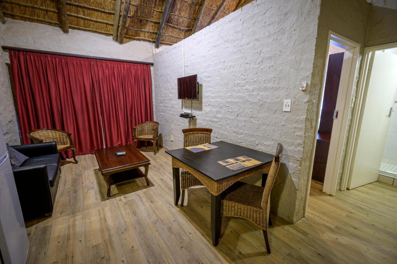 Bains Lodge Блумфонтейн Экстерьер фото