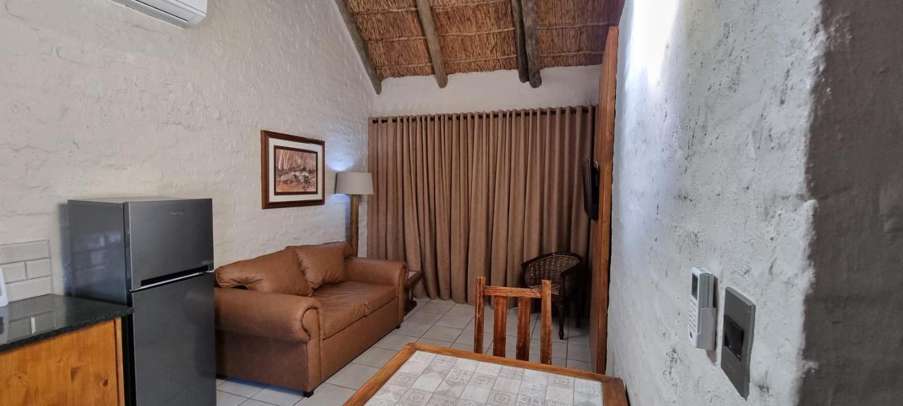 Bains Lodge Блумфонтейн Экстерьер фото