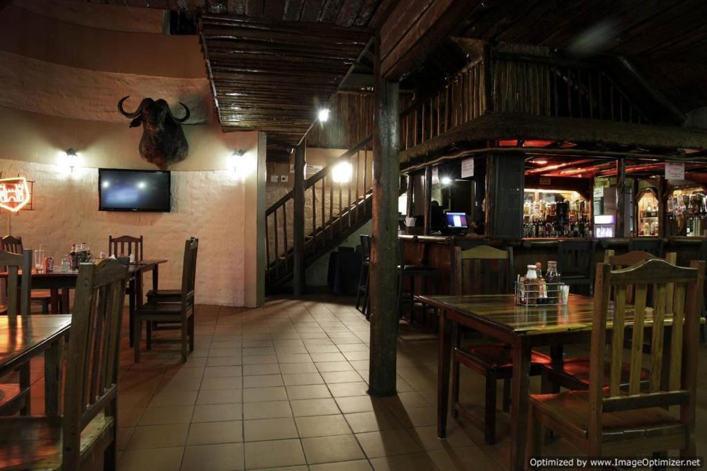 Bains Lodge Блумфонтейн Экстерьер фото