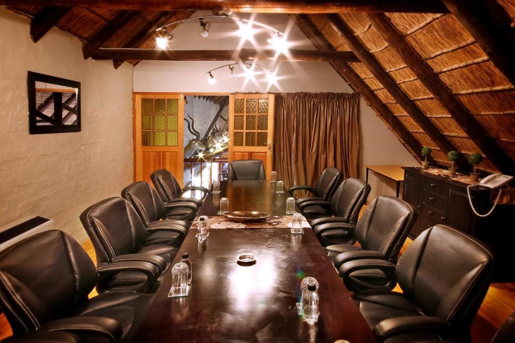 Bains Lodge Блумфонтейн Экстерьер фото